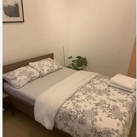 Lovely & Charming One-Bedroom Apartment, Chelsea